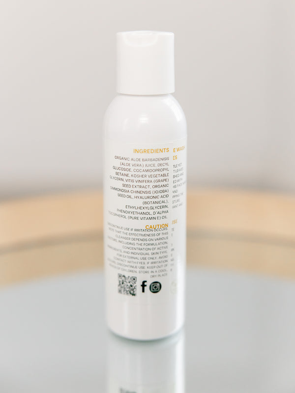 Facial Moisturizing Cleanser