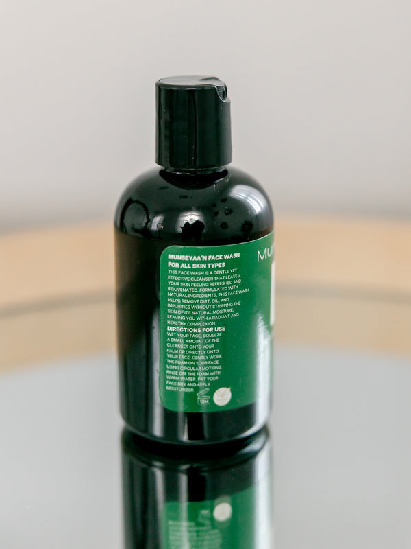 Men Facial Moisturizing Cleanser